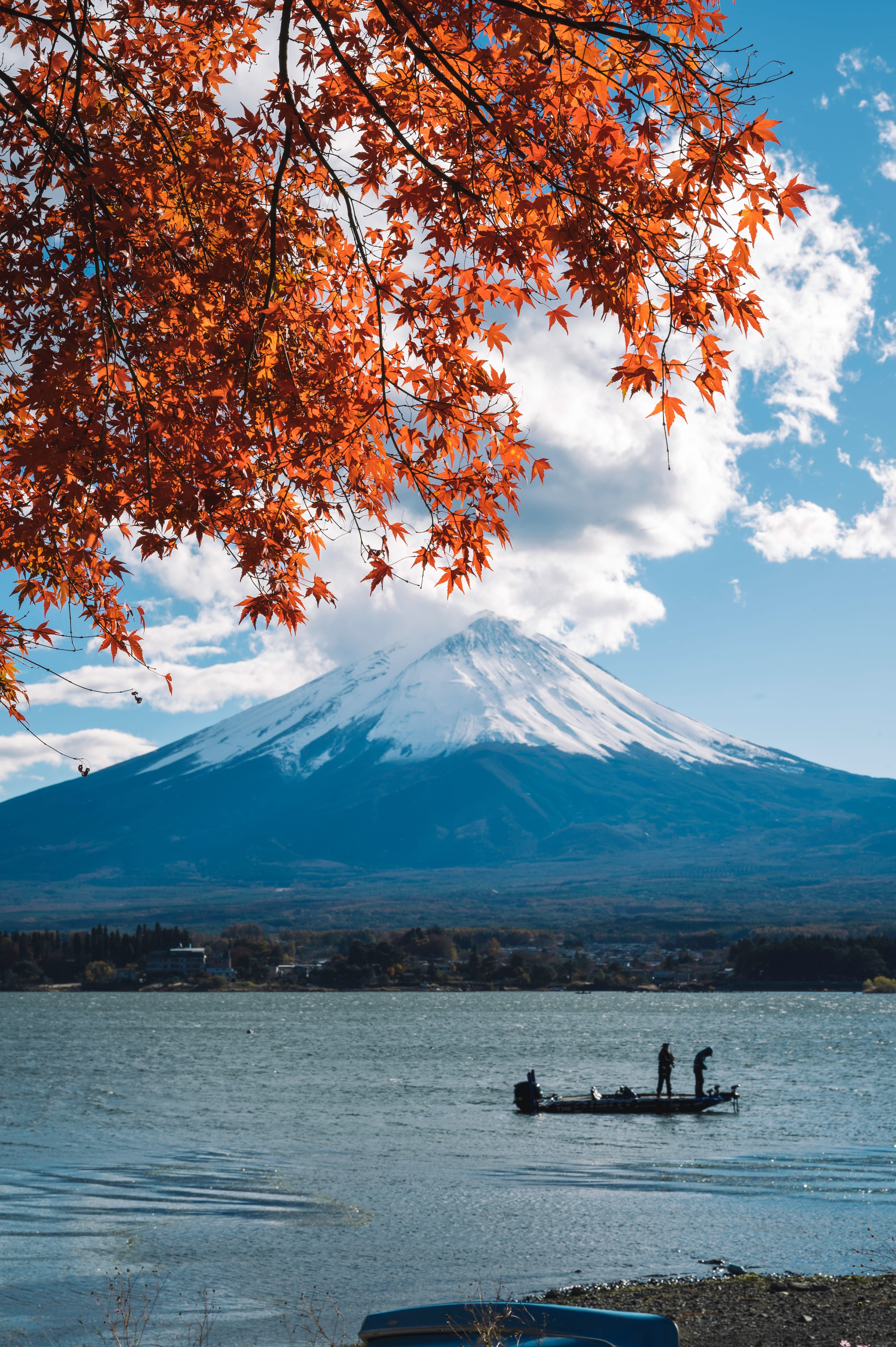 ทะเลสาบคาวากุจิ (Kawaguchiko) ทัวร์ญี่ปุ่นสุดโรแมนติกในฤดูใบไม้เปลี่ยนสี